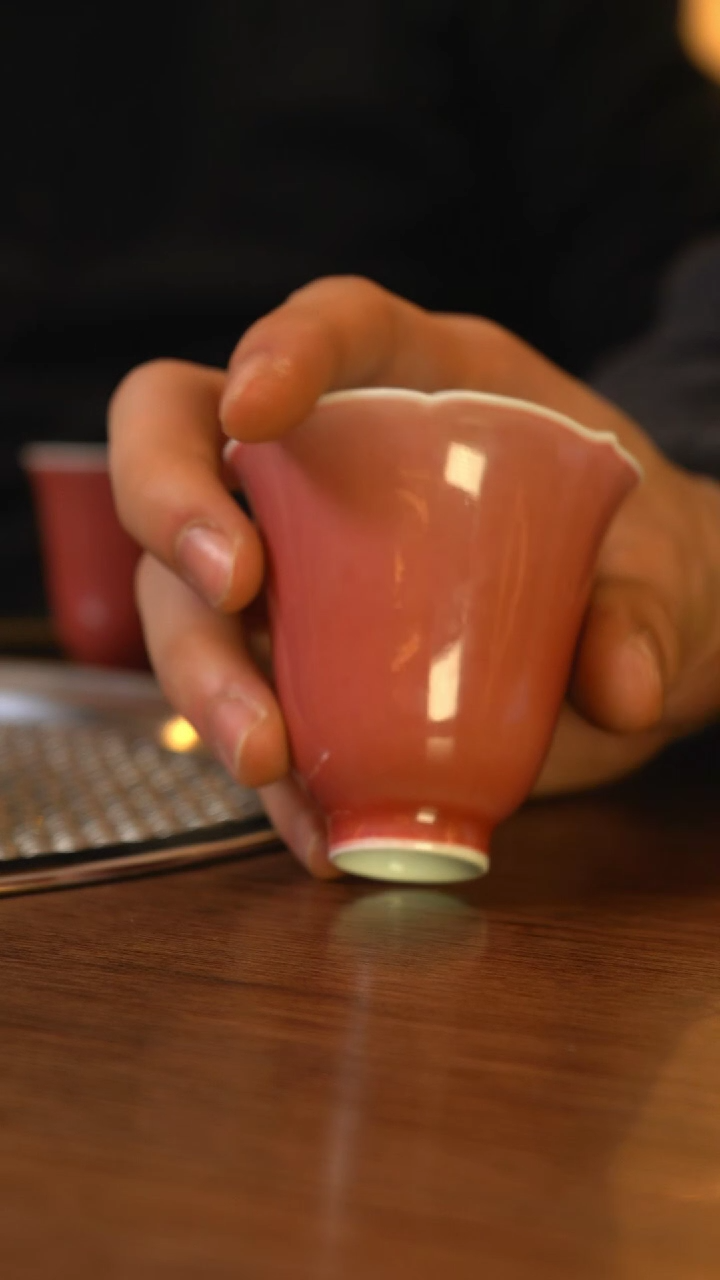 【闪购商品】陶瓷素和-豇豆红-莲瓣杯