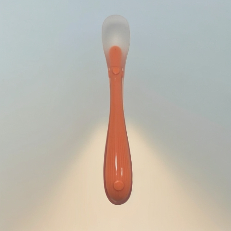 草本维肤膏-勺子