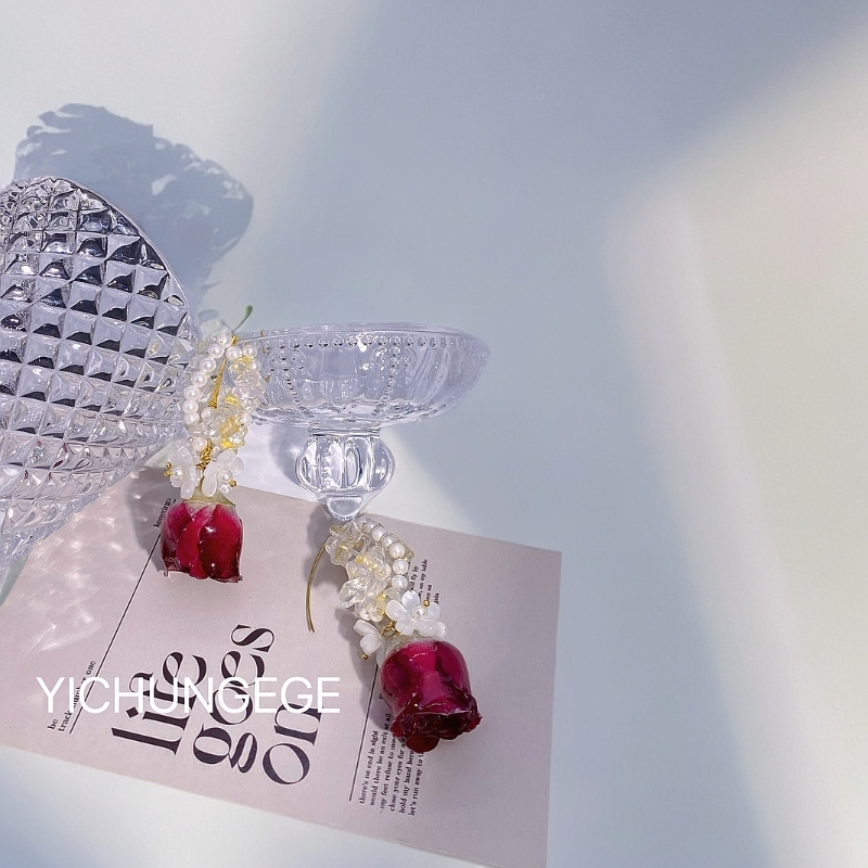 YI CHUN GE GE 铜合金耳饰 原创设计甜美仙气耳饰