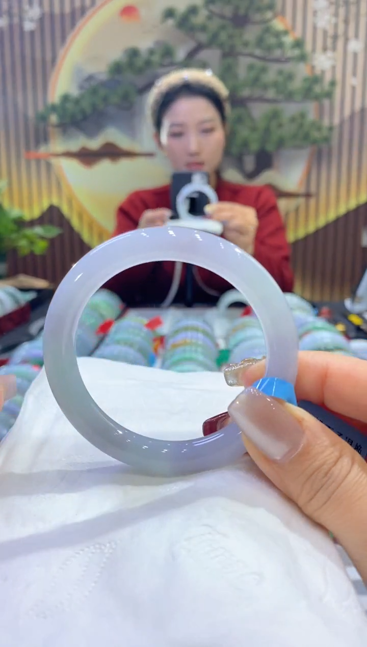 【闪购商品】翡翠手镯未镶嵌99924649