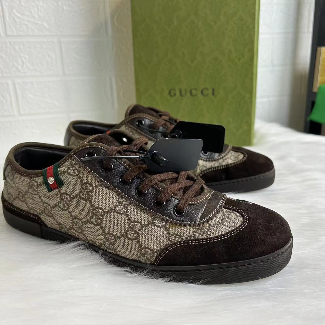 《二奢特价》GUCCI/古驰翻毛双G满印花黑棕休闲复古板鞋 正品保证