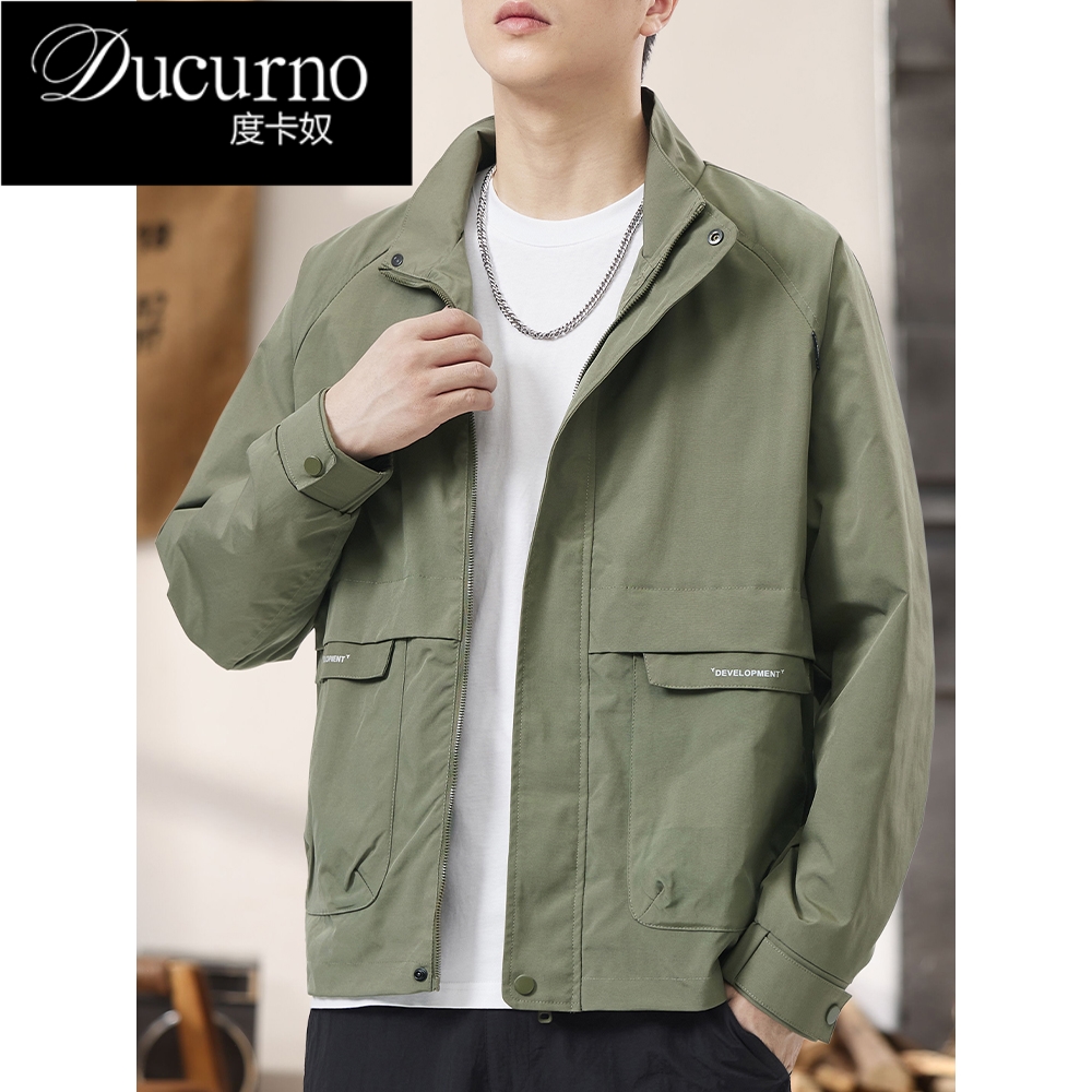 户外登山服军绿色工装夹克男2025新款立领冲锋衣休闲外套男士衣服