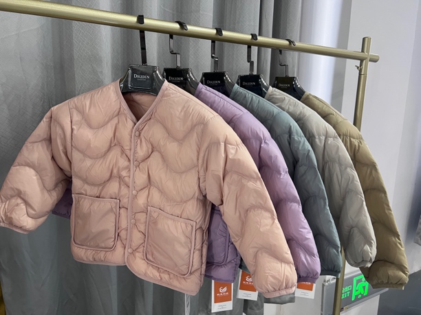 棉衣休闲羽绒服立领女时尚冬季常规儿童加厚短款外套韩版