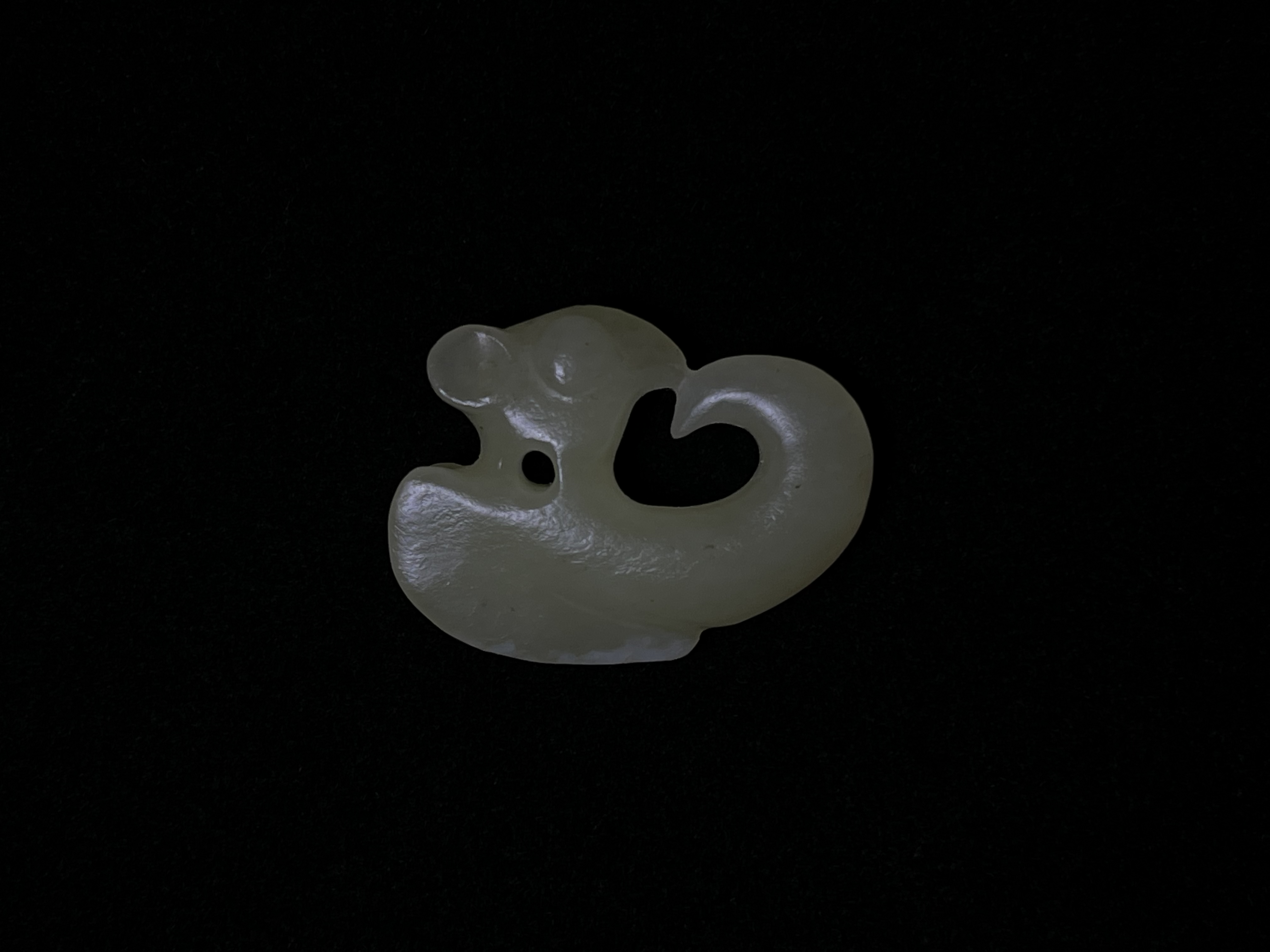 【6563】夏家店鸟龙 型器 透闪石质