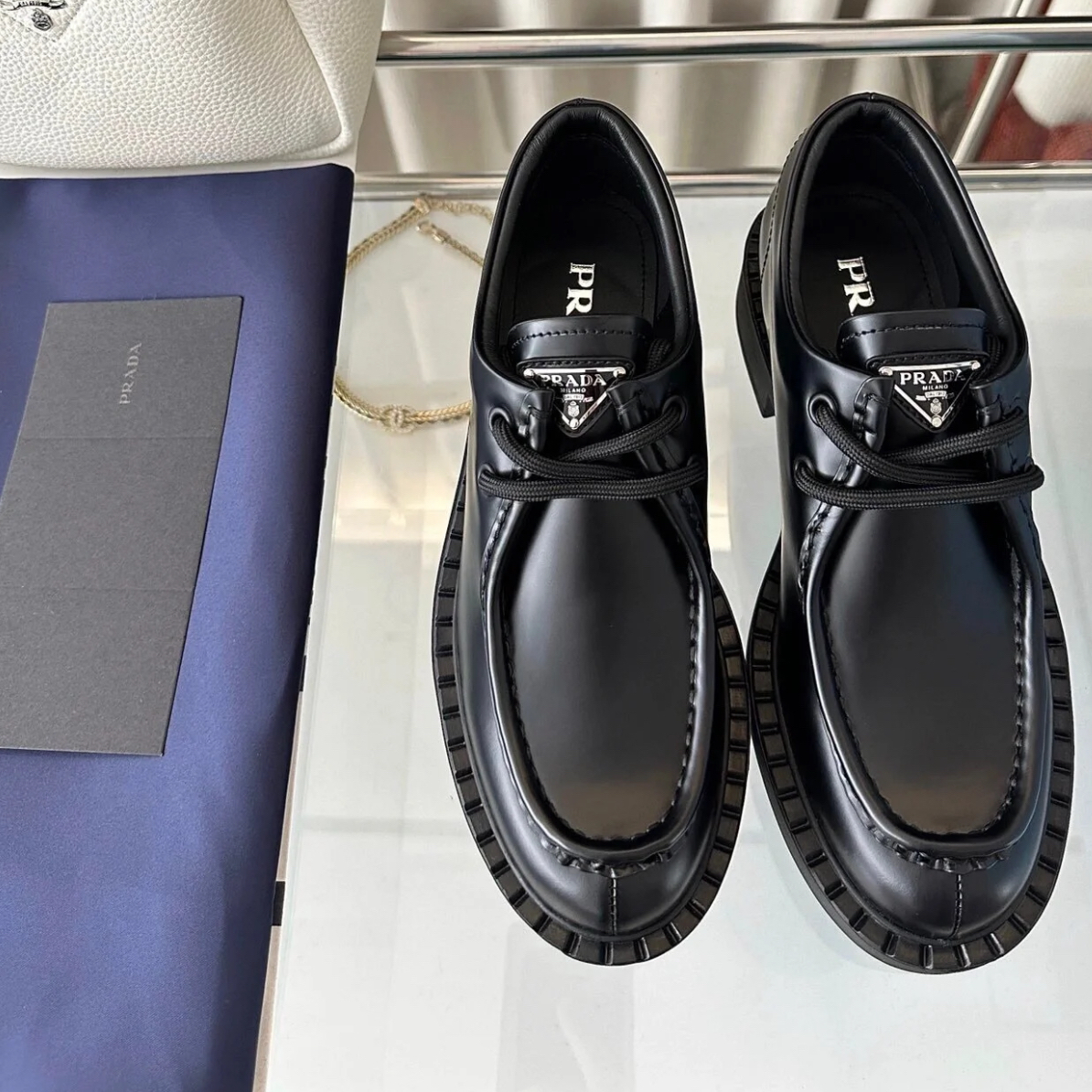 Prada/普拉达【四亿专属】三角标黑色皮鞋37码【1030】