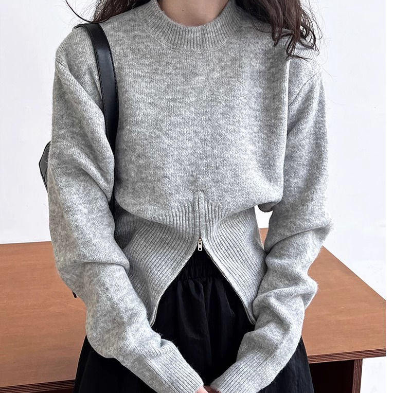 灰色收腰毛衣女冬高级感设计感小个子显瘦内搭打底衫短款针织上衣