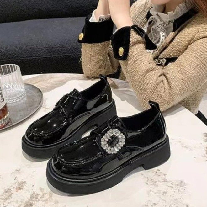 回力潮品休闲厚底乐福鞋英伦风水钻新款潮流漆皮女鞋