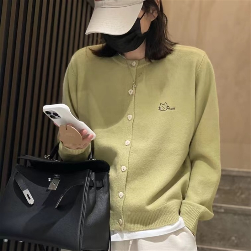 刺绣小猫针织开衫女圆领排扣减龄外套女针织衫秋冬百搭T587