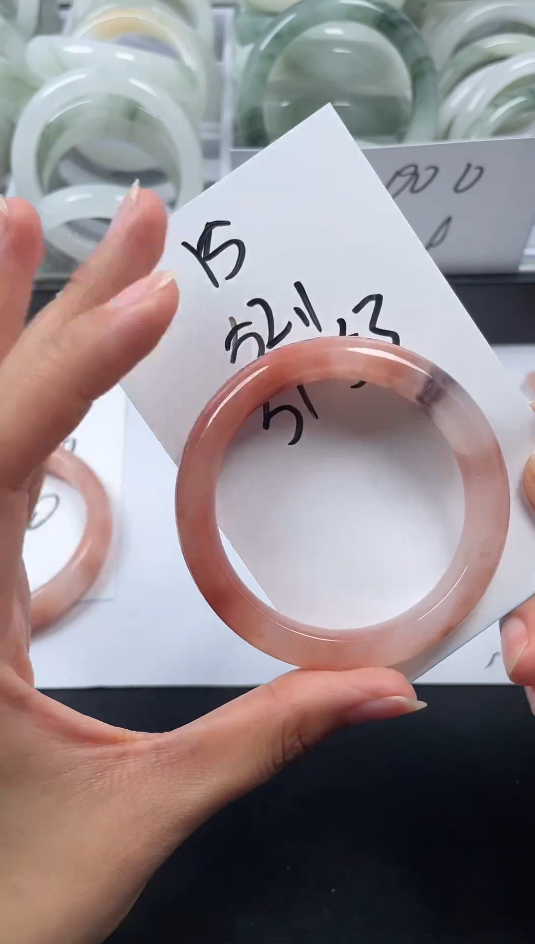 【闪购商品】石英质玉手镯未镶嵌15