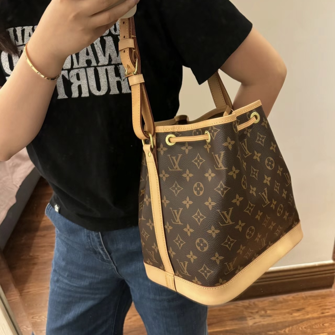 95新 LouisVuitton/路易威登 LV抽绳水桶小号 包展