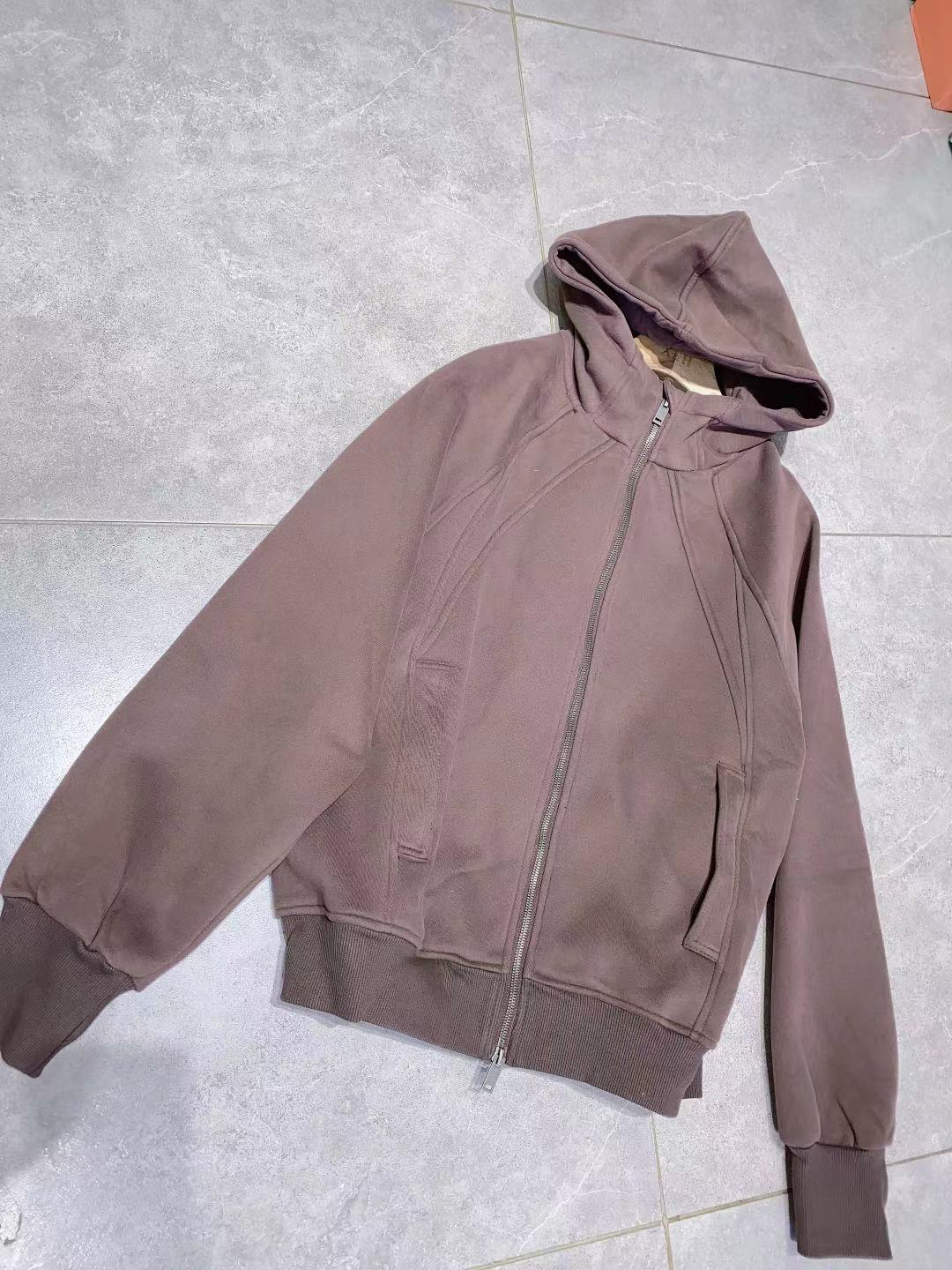 秋冬带帽卫衣款外套