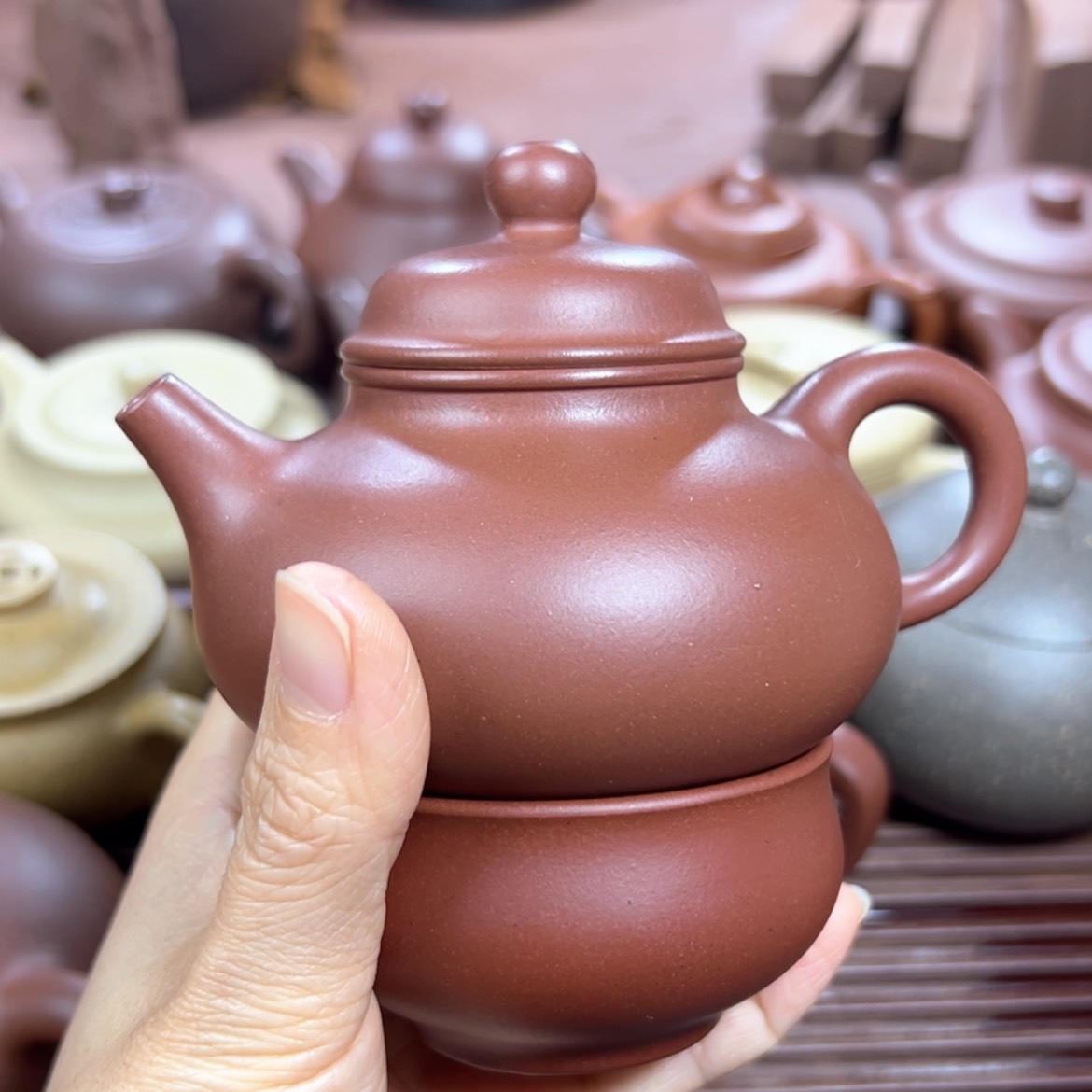【闪购商品】紫砂茶壶一****成