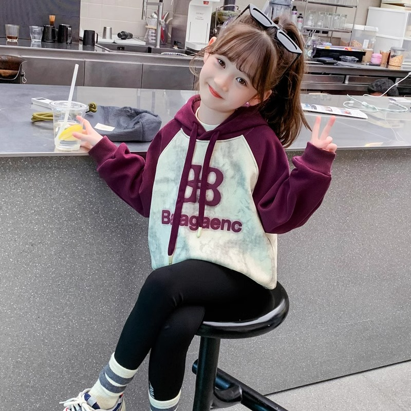 女童秋冬装卫衣2023新款儿童洋气小女孩冬季加绒加厚连帽拼色上衣