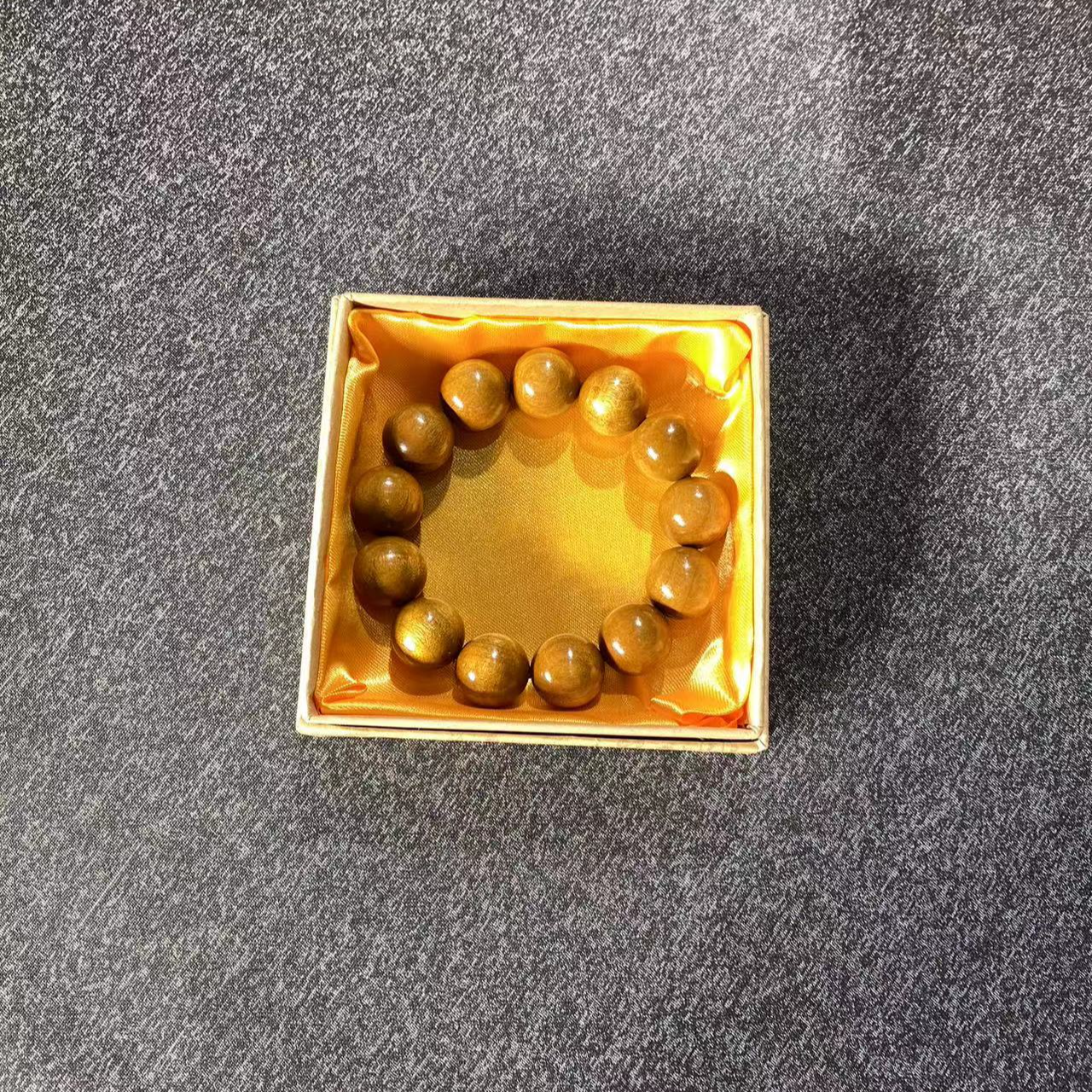 金丝楠小叶桢楠手串2.0黄料(阴沉)备注