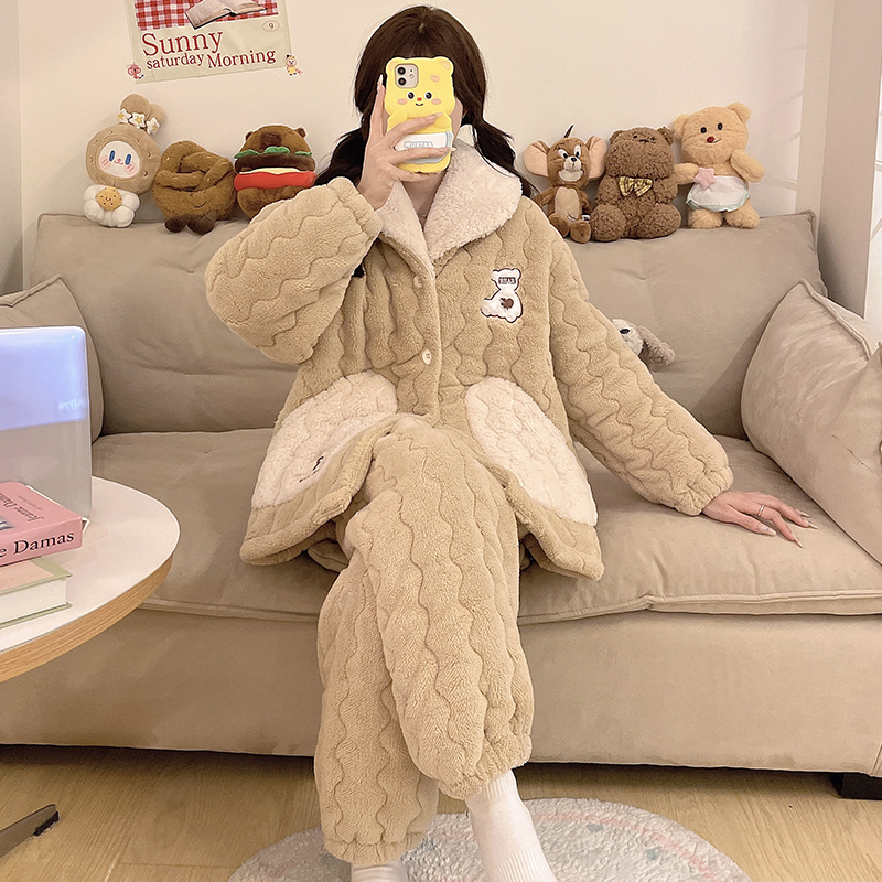 秋冬季睡衣女珊瑚绒三层夹棉加绒加厚可爱简约熊可外穿保暖家居服