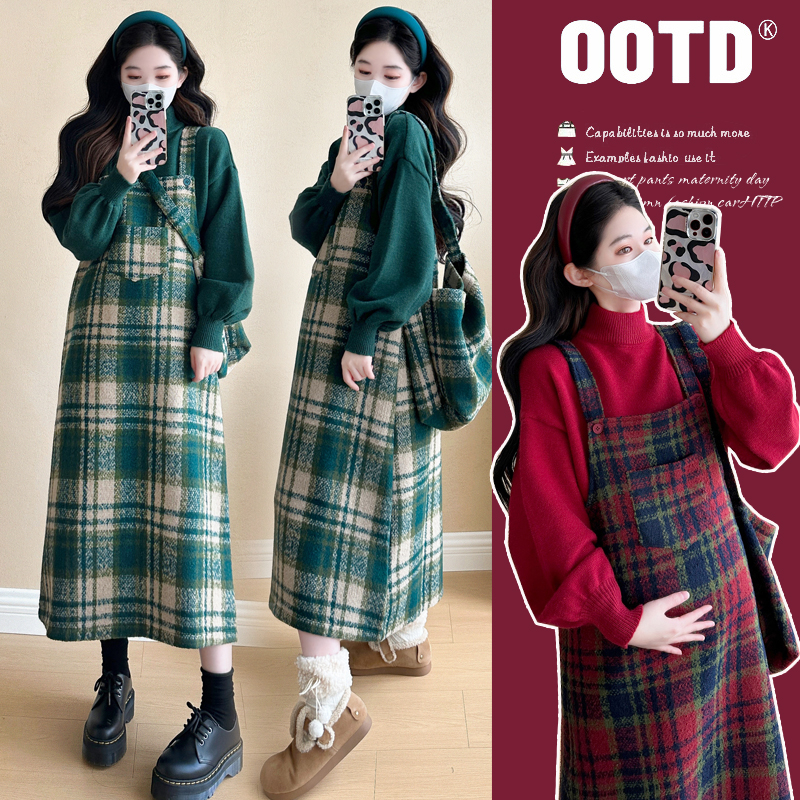 孕妇装秋装2025新款格子连衣裙复古毛呢背带裙大码秋冬季裙子套装