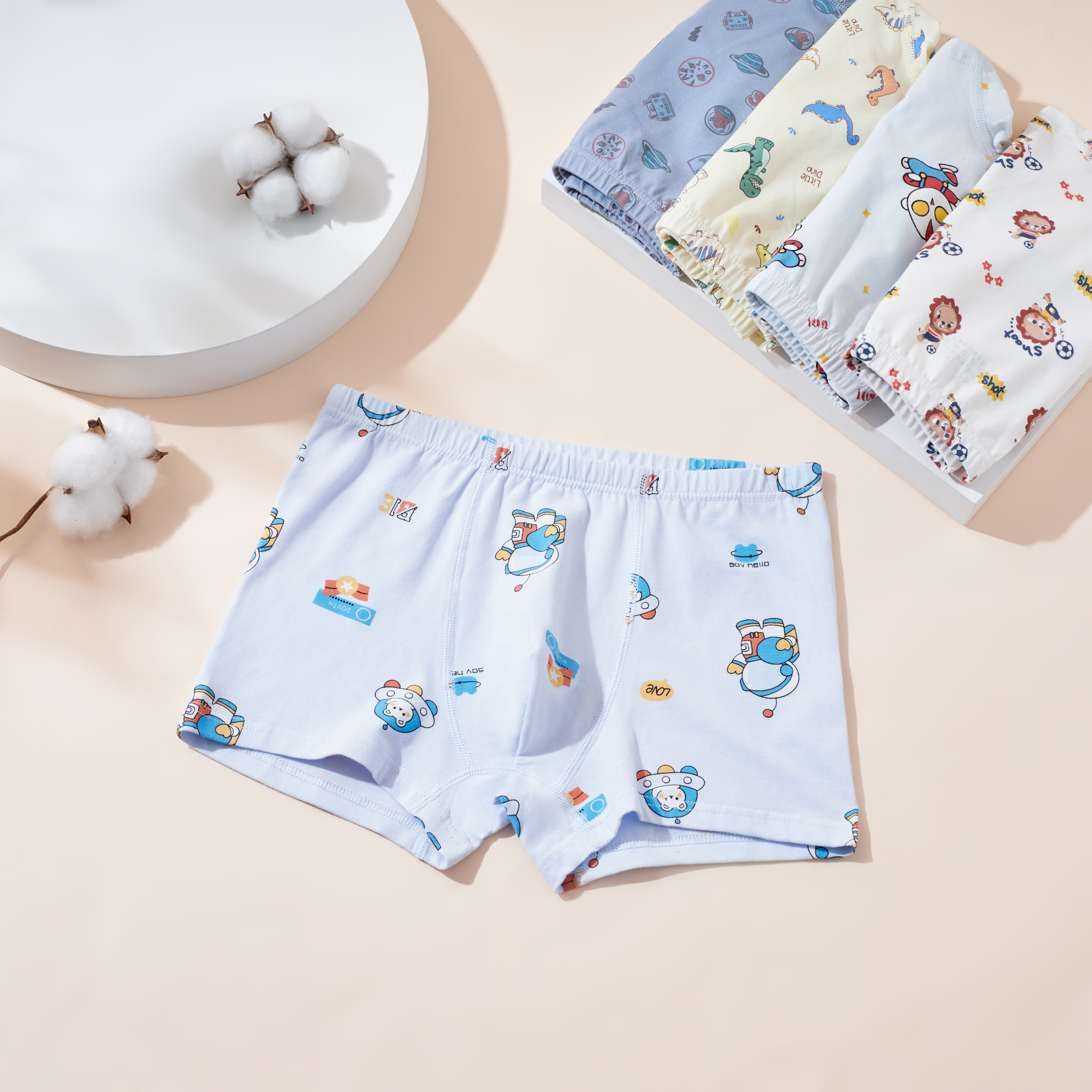 新款抗菌儿童纯棉A类平角内裤男女童无骨卡通舒适四角短裤