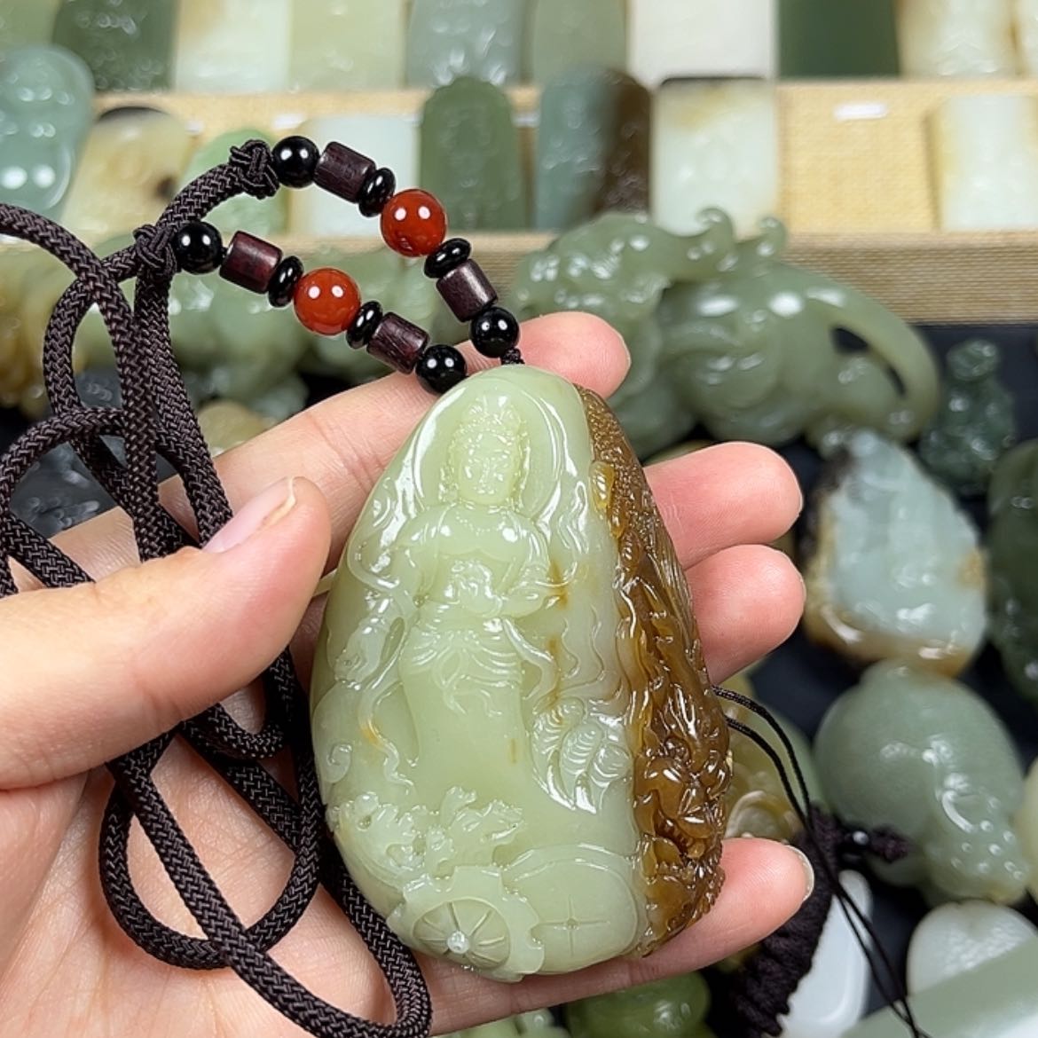 【闪购商品】和田玉（糖玉）颈饰未镶嵌梦****城