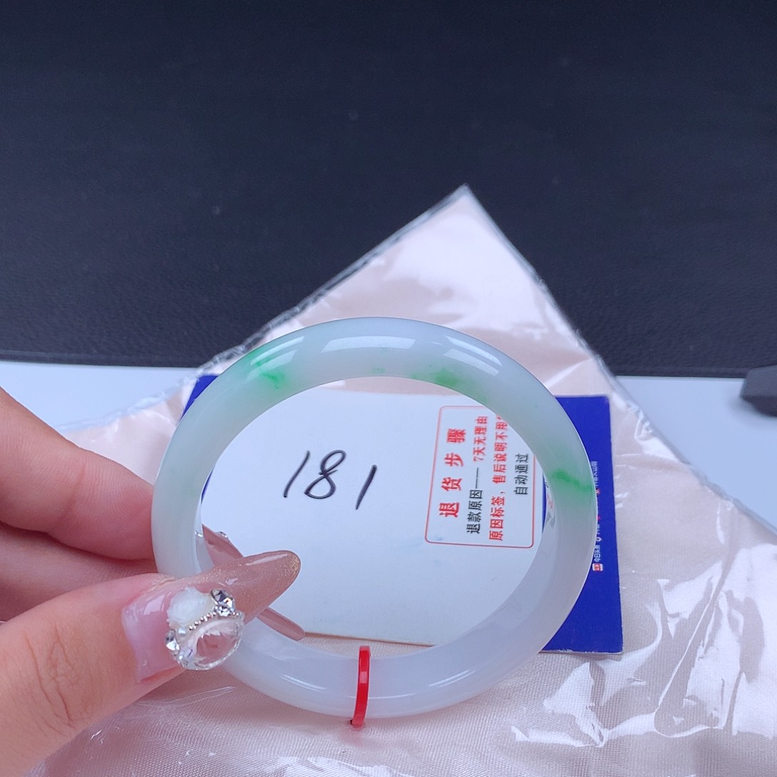 翡翠手镯未镶嵌手镯001722