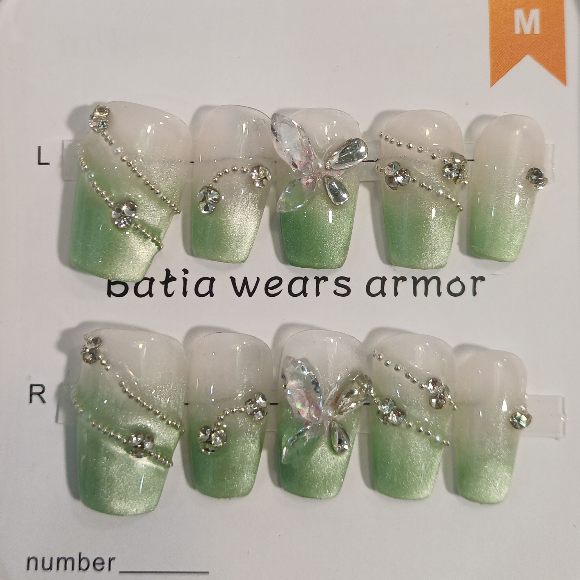 绿色猫眼穿戴甲手工美甲贴片显白气质假指甲：双11