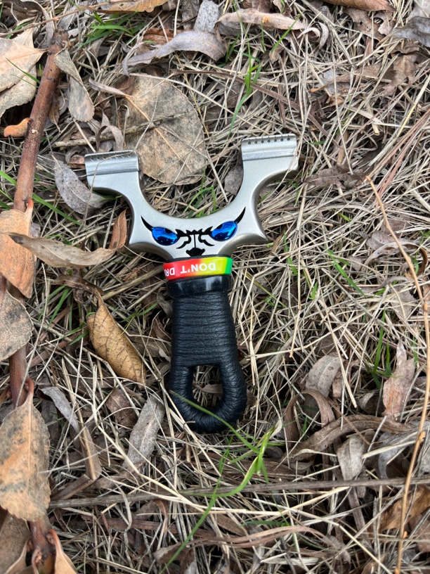 新款小恶魔龙齿快压不锈钢弹弓