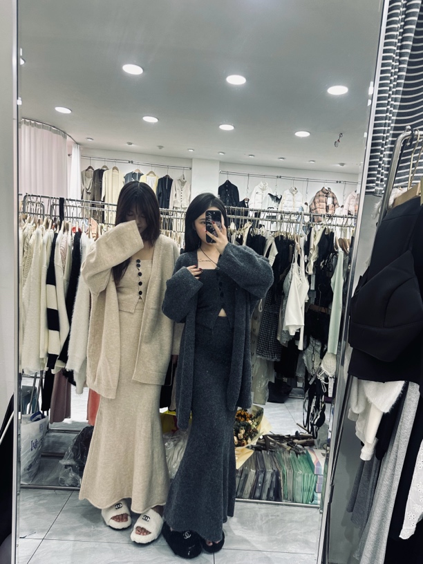 名媛风针织开衫抹胸背心鱼尾半身裙套装