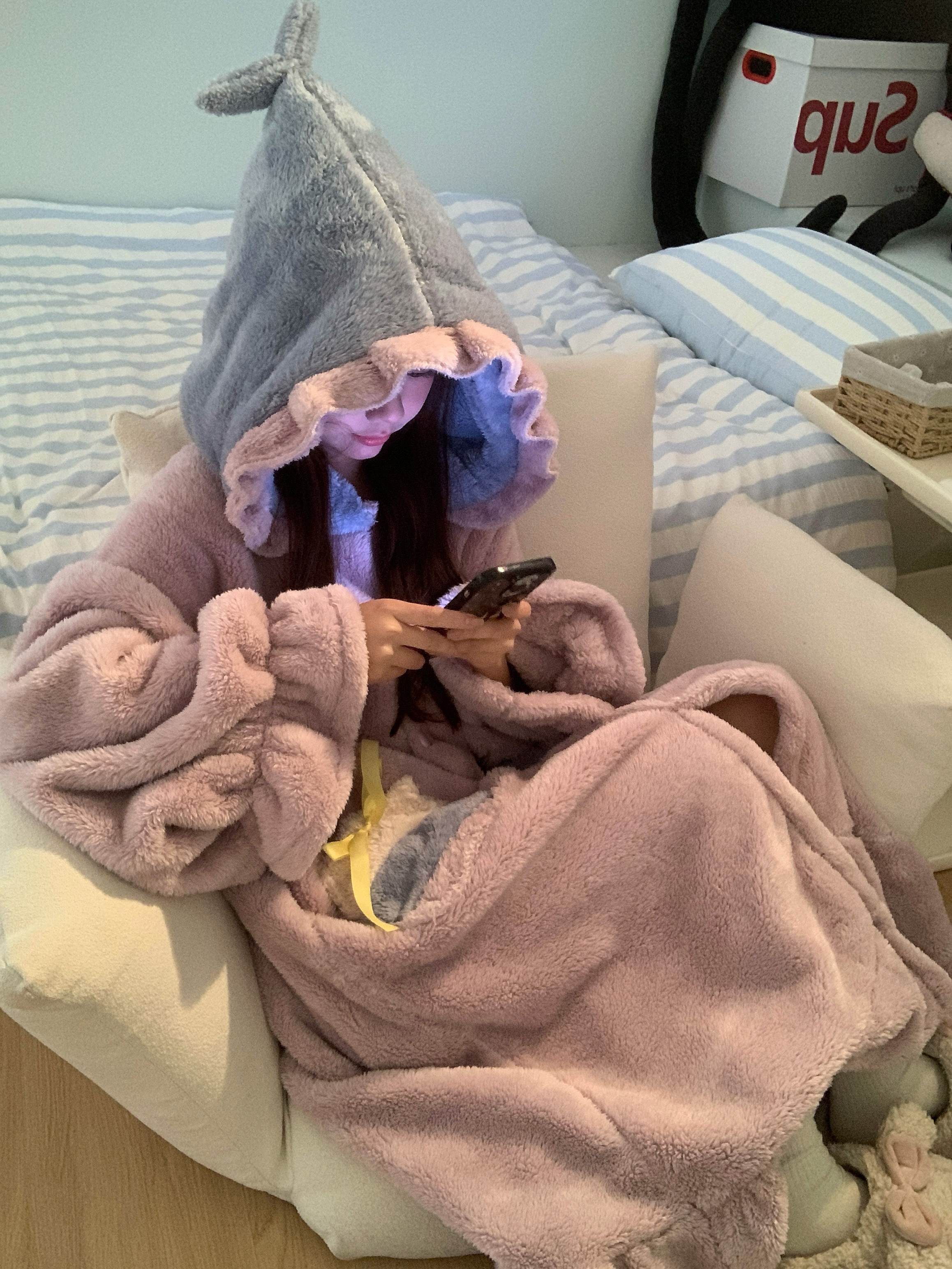 【福利品】甜美连帽珊瑚绒睡衣女冬季新加绒加厚毛绒家居服睡裙睡袍