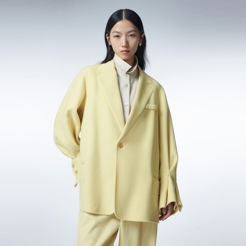 JNBY/江南布衣秋冬双面呢西装外套女喇叭袖V领5N0710350