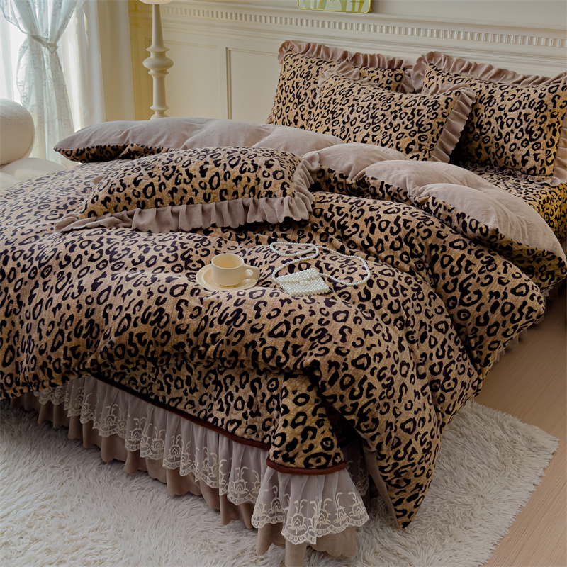10斤重豹纹四件套冬季保暖加厚牛奶绒公主风蕾丝花边床盖床上用品