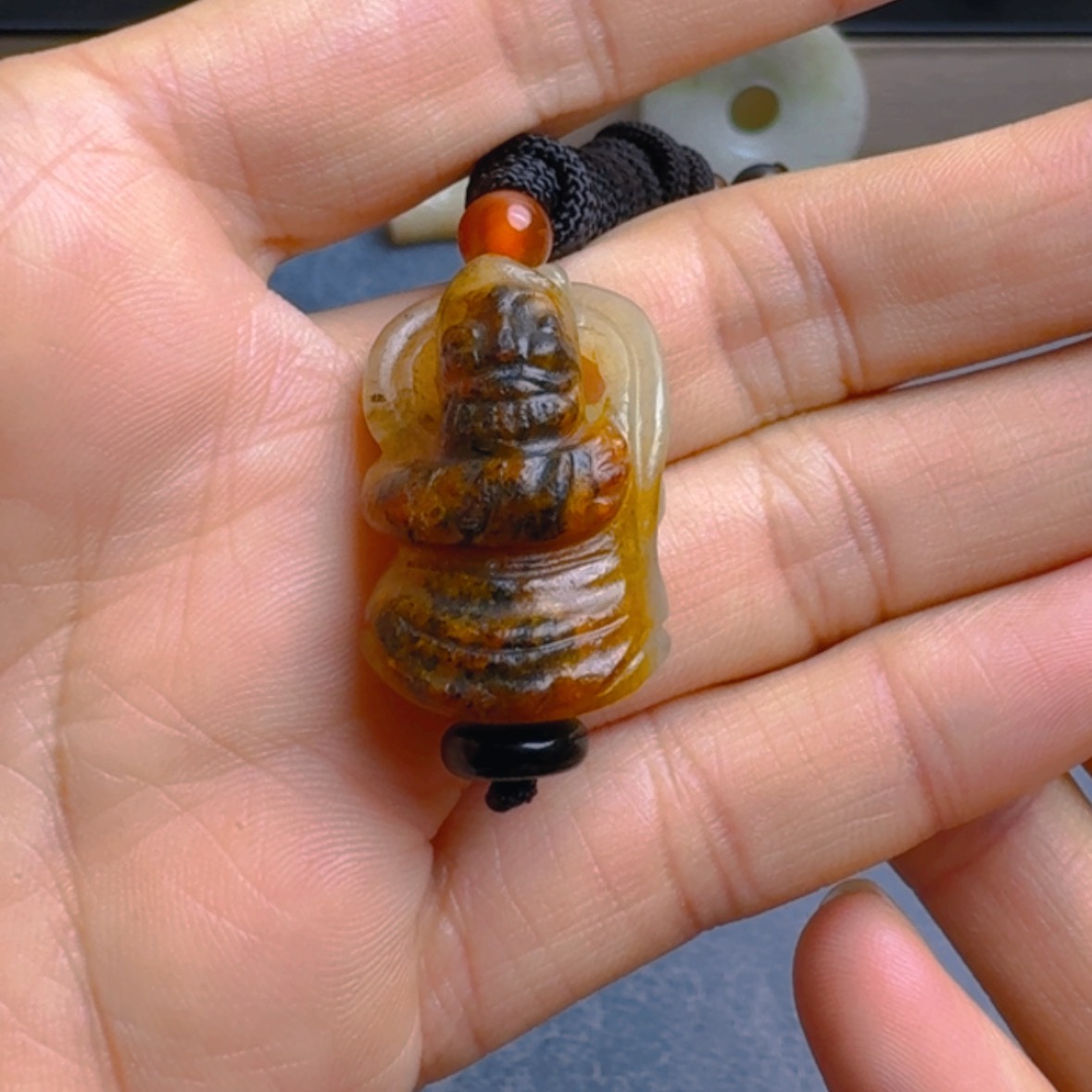 【闪购商品】和田玉（糖玉）颈饰未镶嵌忠**耳
