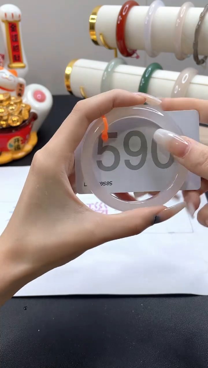 【闪购商品】玛瑙/玉髓手镯未镶嵌5657