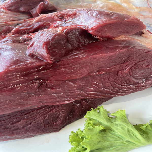 80农家自养鲜嫩鸟鸵肉鲜嫩多汁