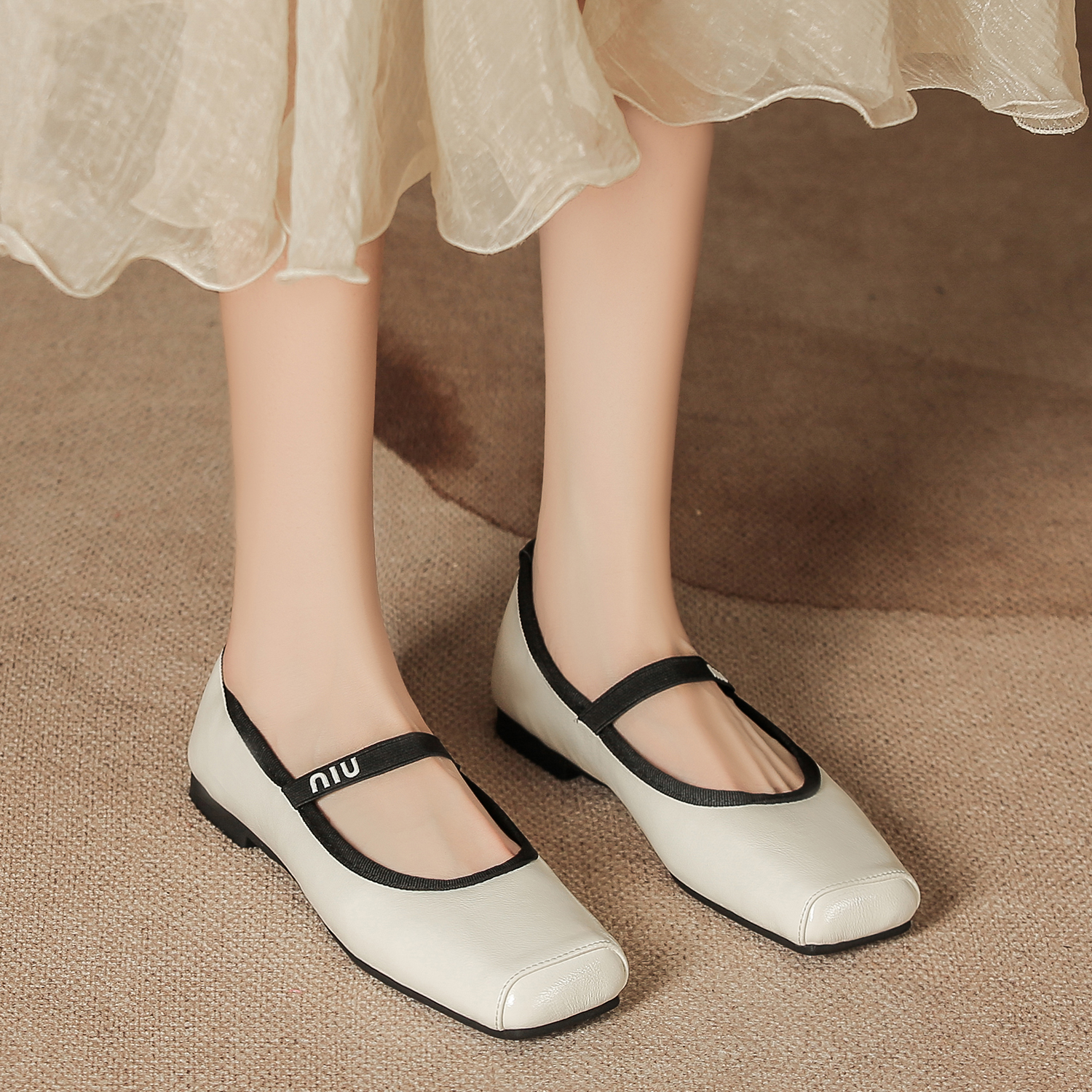 （不退不换）(H)法式百搭气质小方头一字带平底浅口单鞋大罗H89-3