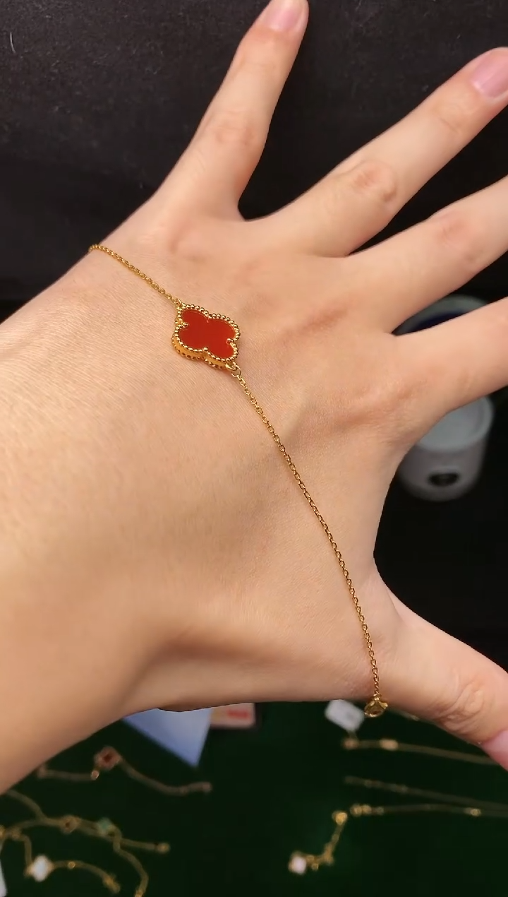 【闪购商品】玛瑙/玉髓手链18K金镶嵌.