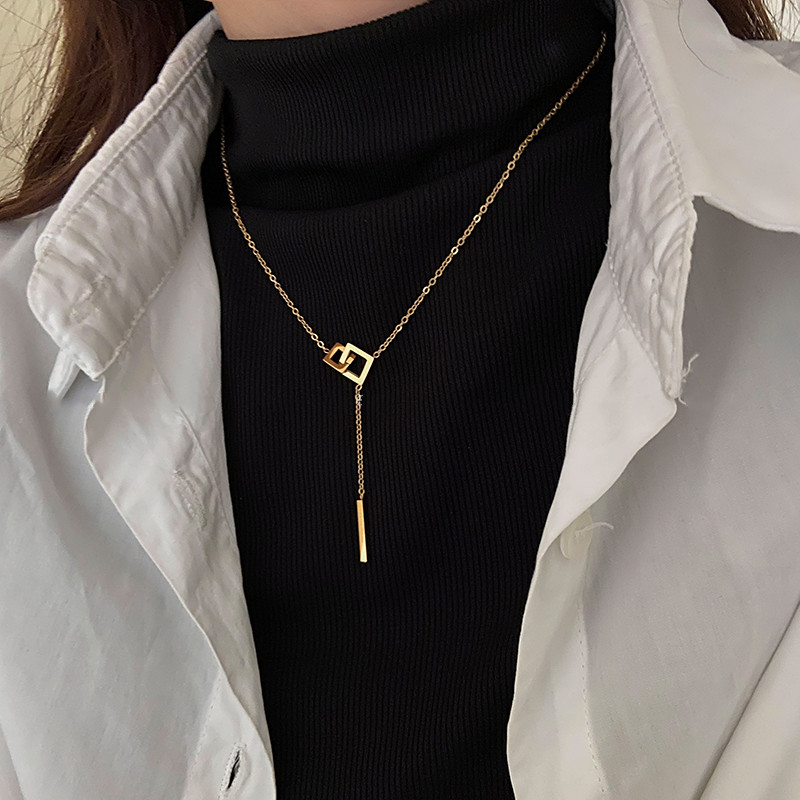 钛钢项链 设计感镂空方块卫衣项链女小众高级配饰轻奢长款毛衣链