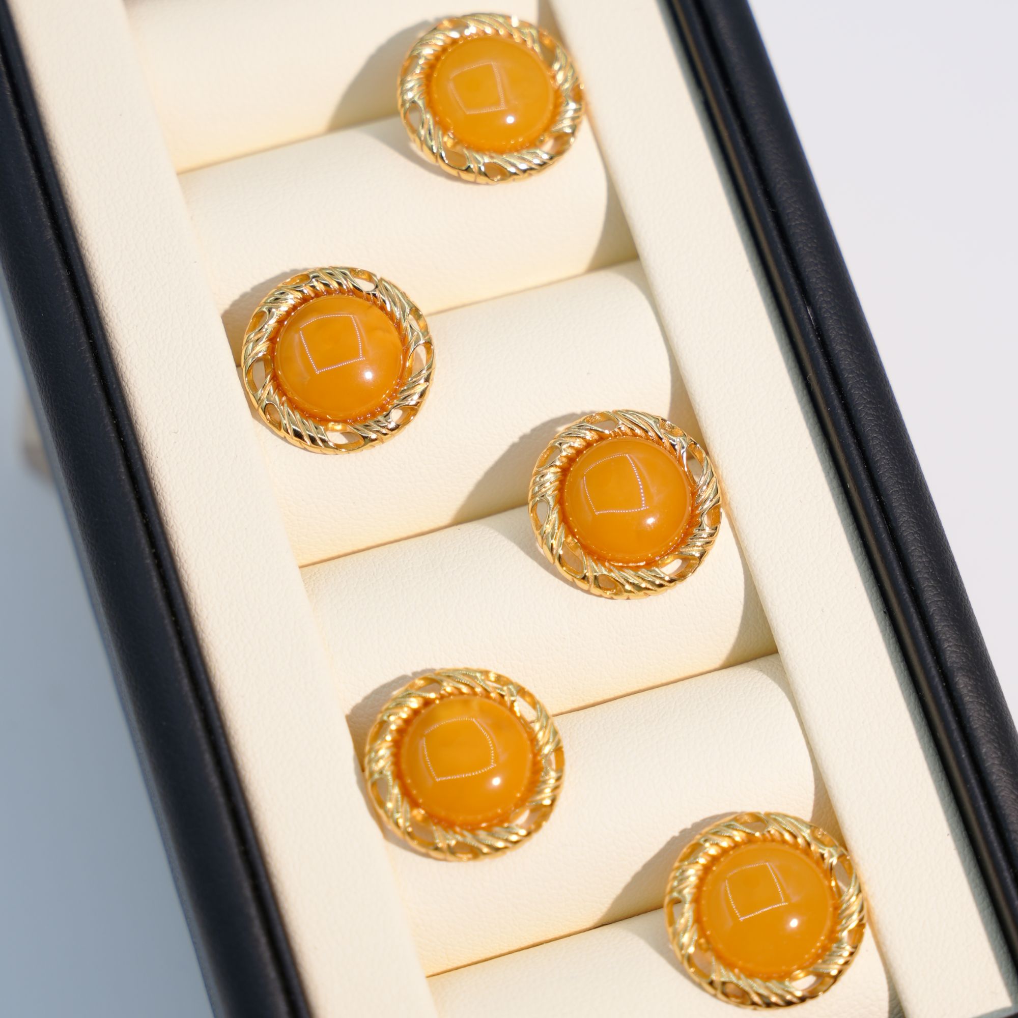 11mm+老蜡圆面花边耳钉YB2313903-多样性发一件