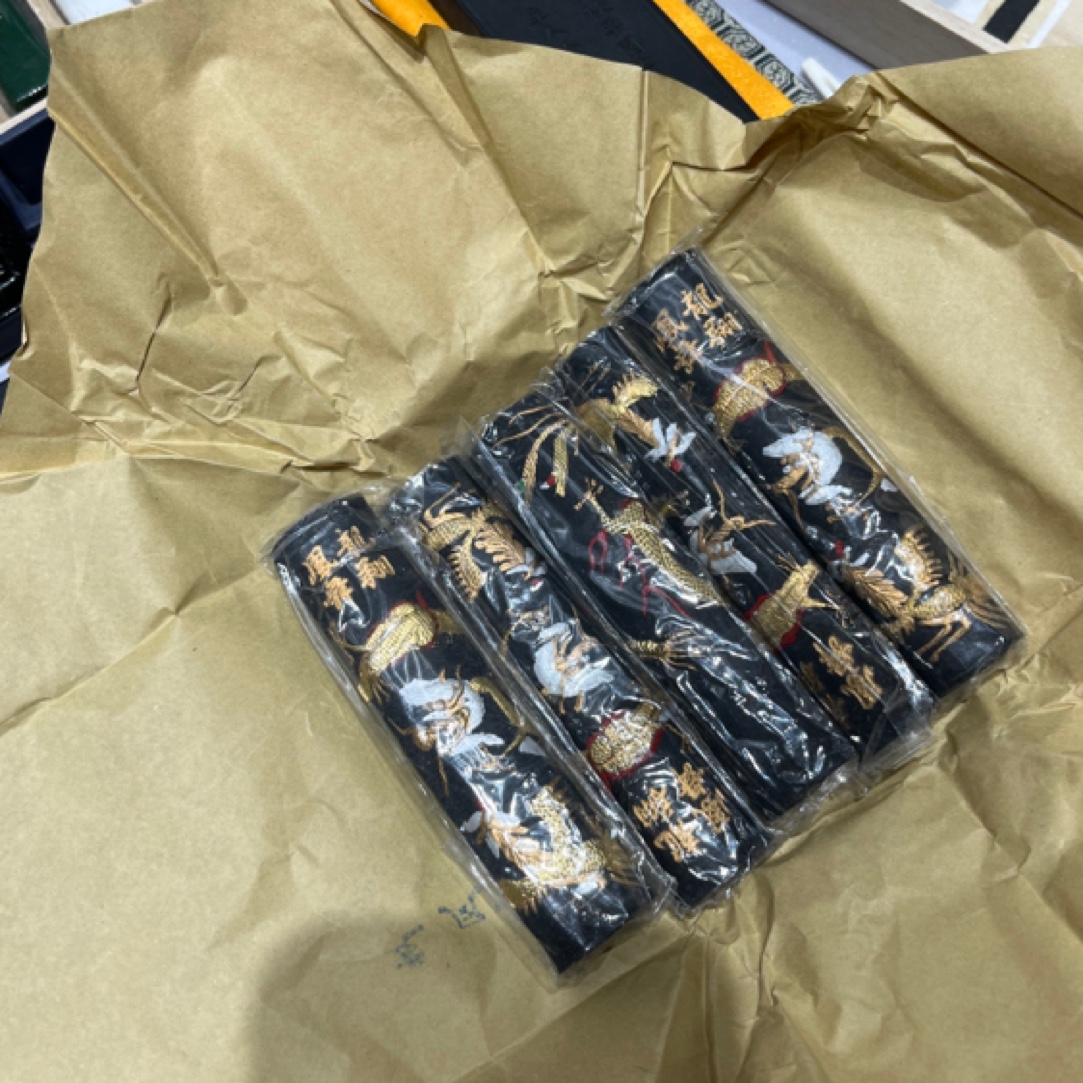 80年代松烟老墨 无盒微瑕龙翔凤舞