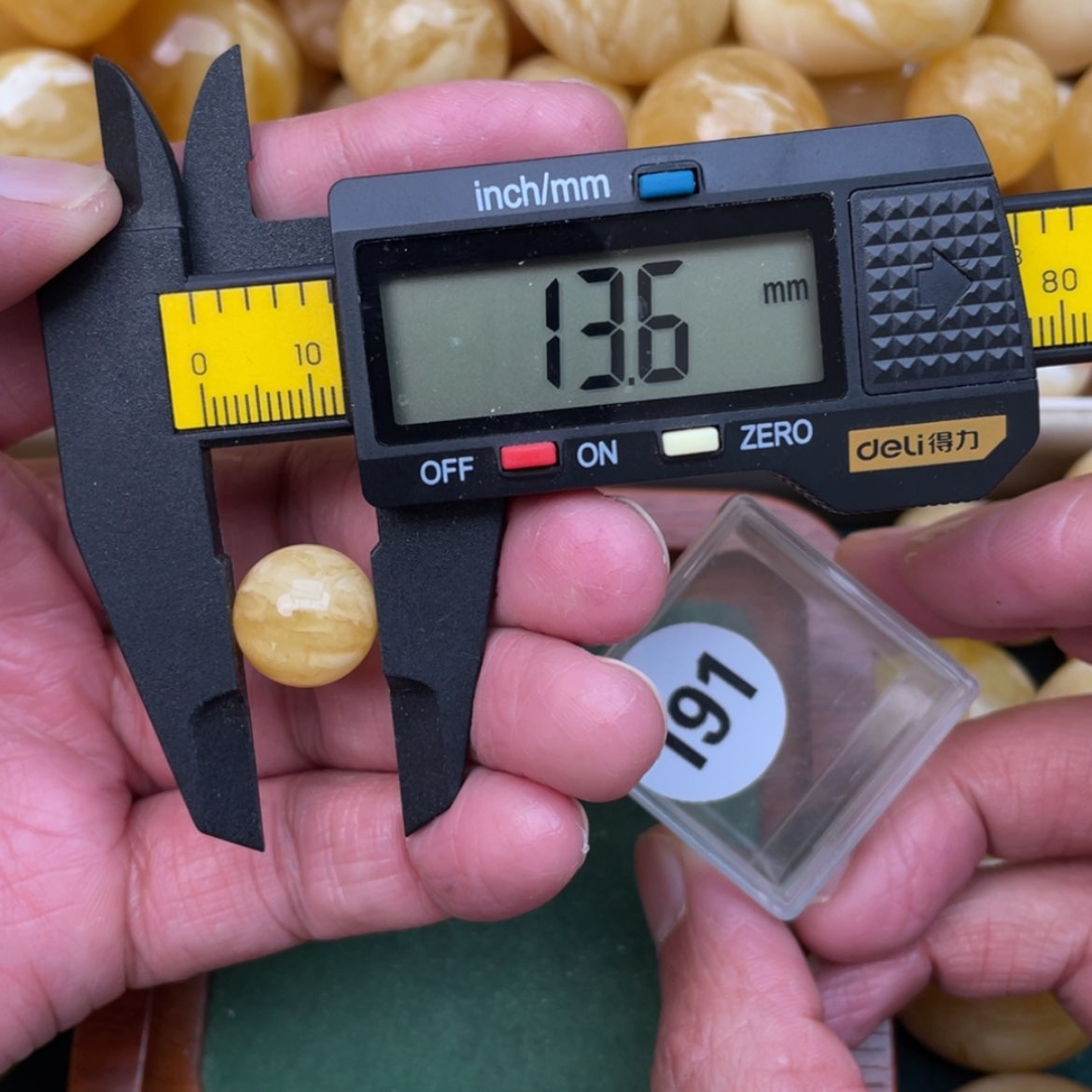 【闪购商品】蜜蜡珠宝奇石未镶嵌