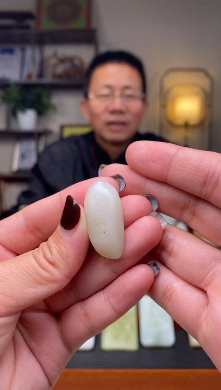 【闪购商品】和田玉吊坠未镶嵌吊坠