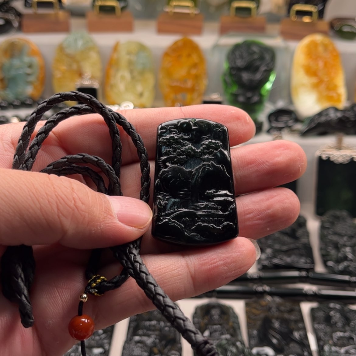 【闪购商品】蛇纹石玉颈饰合金自****?