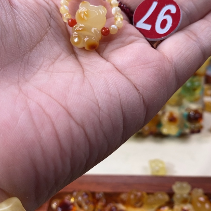【闪购商品】琥珀颈饰未镶嵌