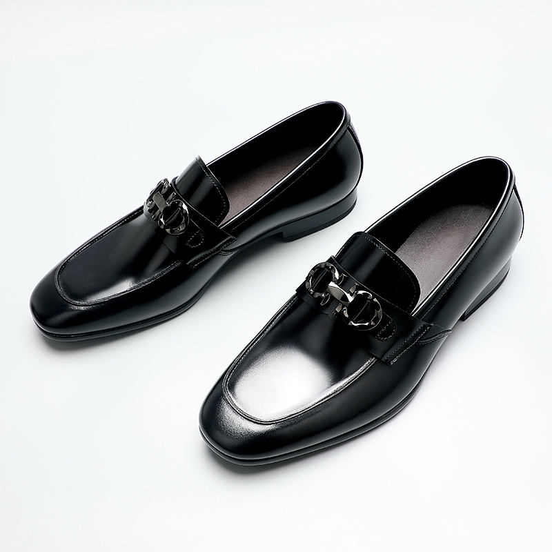 高级感乐福鞋男英伦风亮面一脚蹬豆豆鞋潮流男鞋商务休闲皮鞋真皮