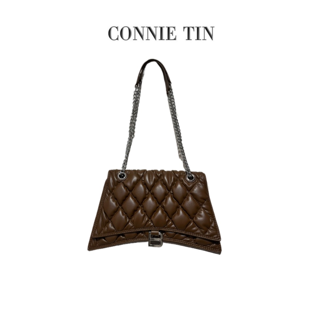 CONNIE TIN  真皮菱格马鞍包