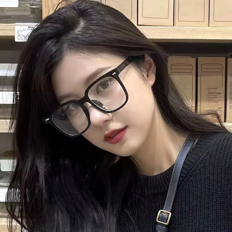 清仓高冷黑！素颜百搭温柔小众复古方框近视眼镜高颜值街拍神器女