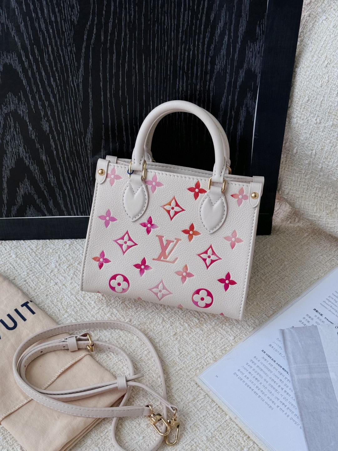 99新 LouisVuitton/路易威登 Onthego bb芯片 JM2-6764 赫赫专场