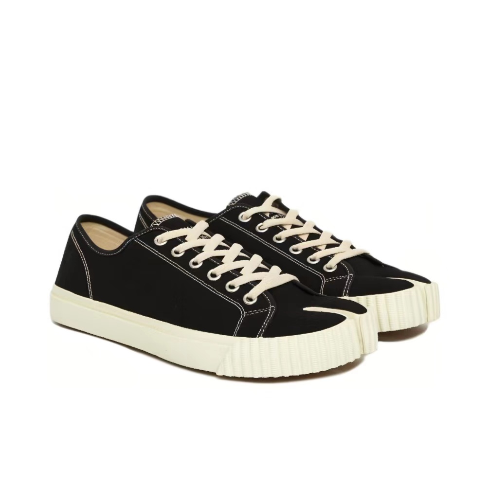 全新未使用 Maison Margiela/梅森马吉拉 舒适百搭板鞋 男款 黑色