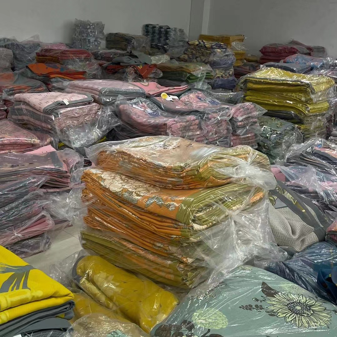 【孤品 】纯棉双层纱被三四件套百福被子机洗水洗色织提花红高端