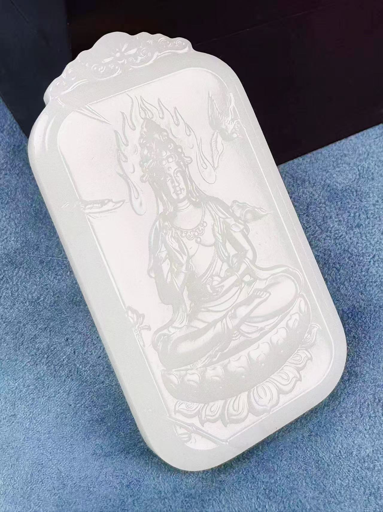 （老田甄选）和田玉羊脂玉白玉观音牌