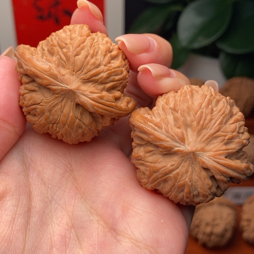 【闪购商品】猴头核桃吊坠磨****刀