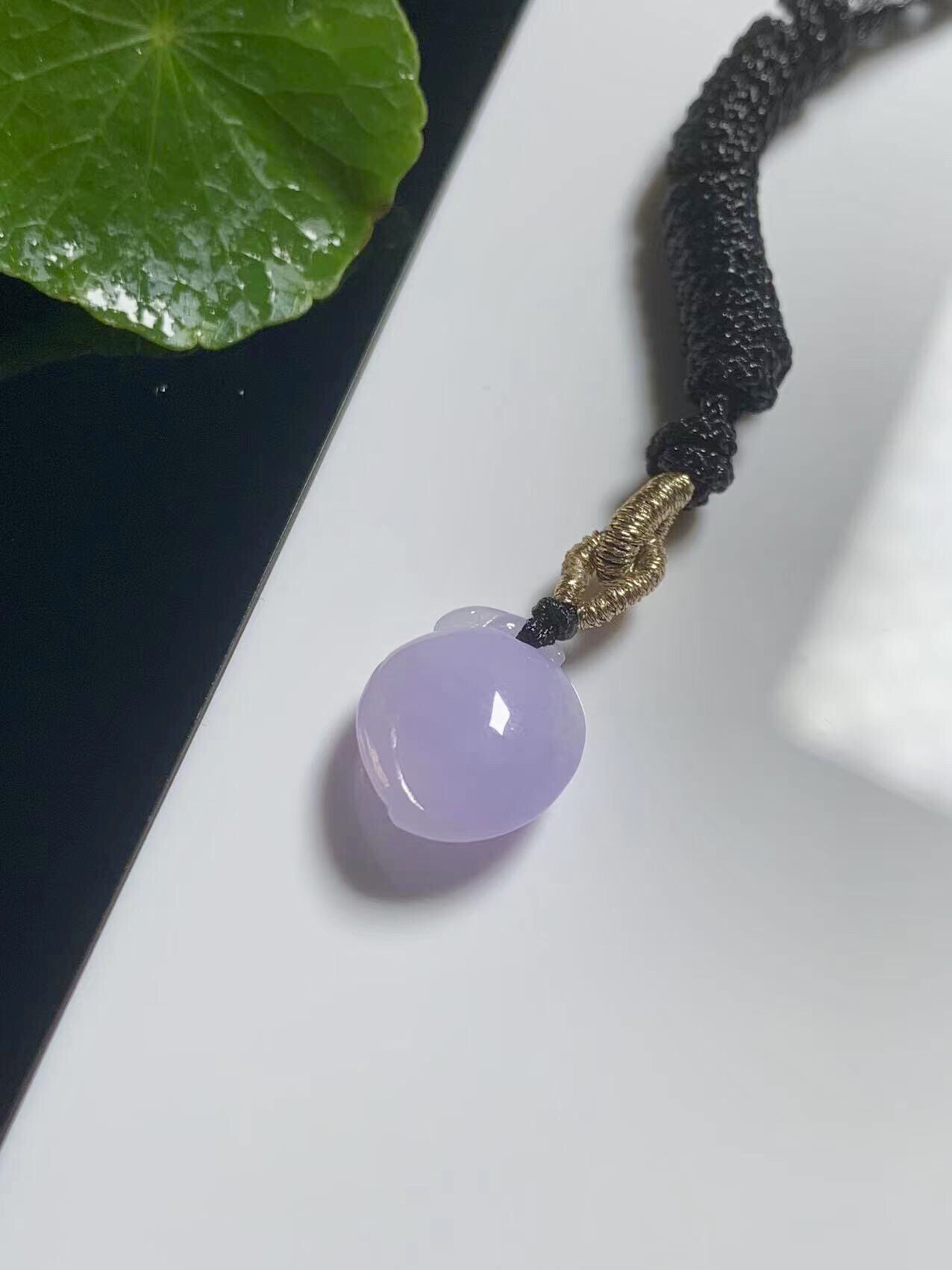 天然缅甸翡翠桃花春紫罗兰精雕小桃子挂件